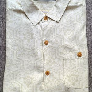 Tommy Bahama Button-up Shirt